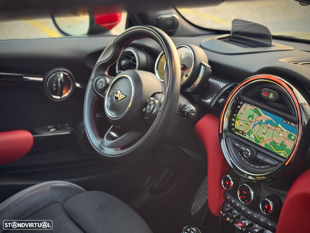 MINI 3 Portas John Cooper Works Auto Desportiva - 33
