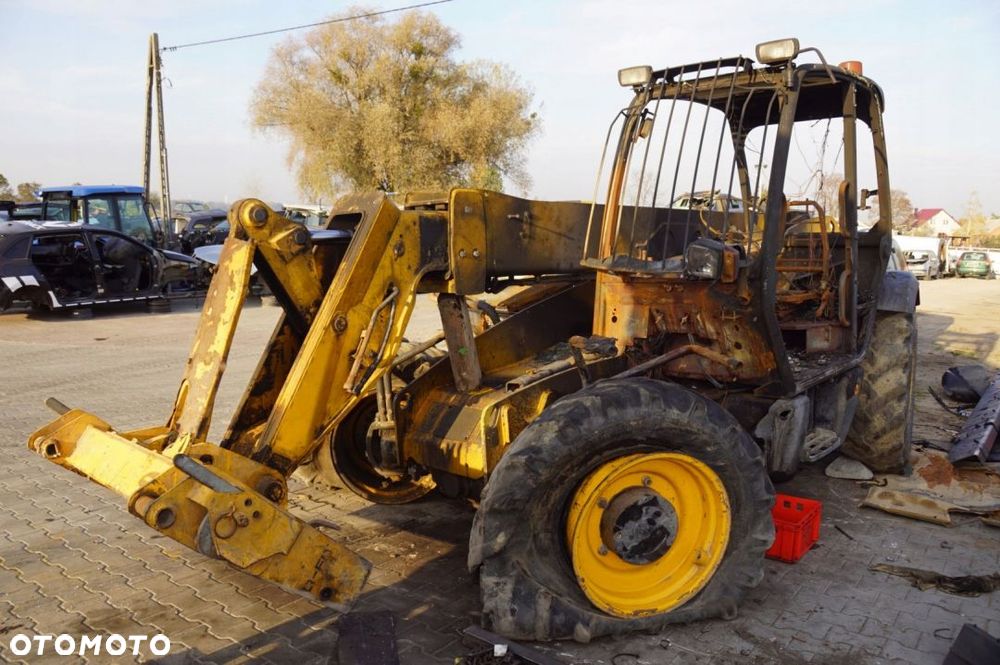 PIASTA ZWOLNICA PRZEKŁADNIA JCB 531-70 LEWA FV23 - 8