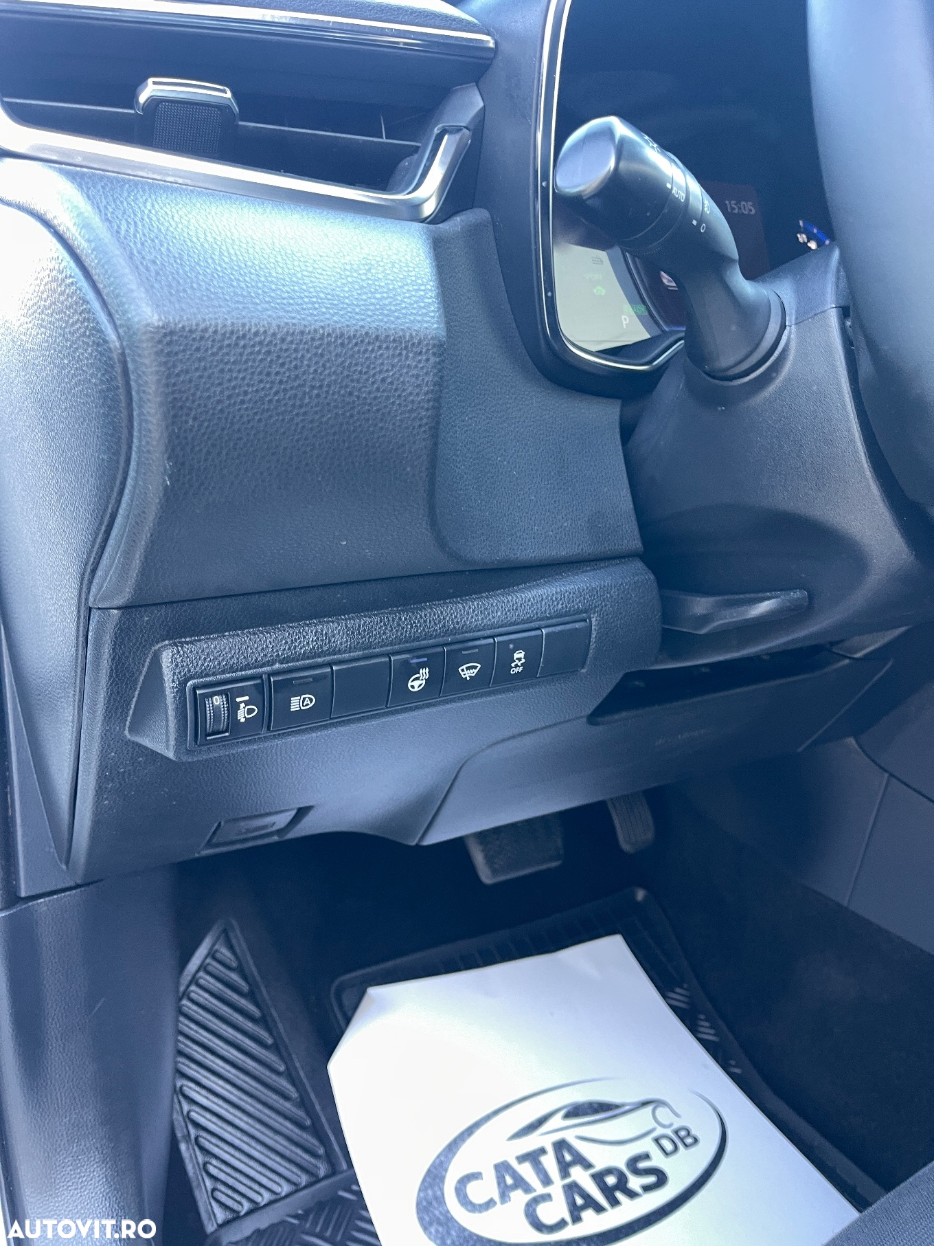 Toyota Corolla 1.8 Hybrid Comfort - 31