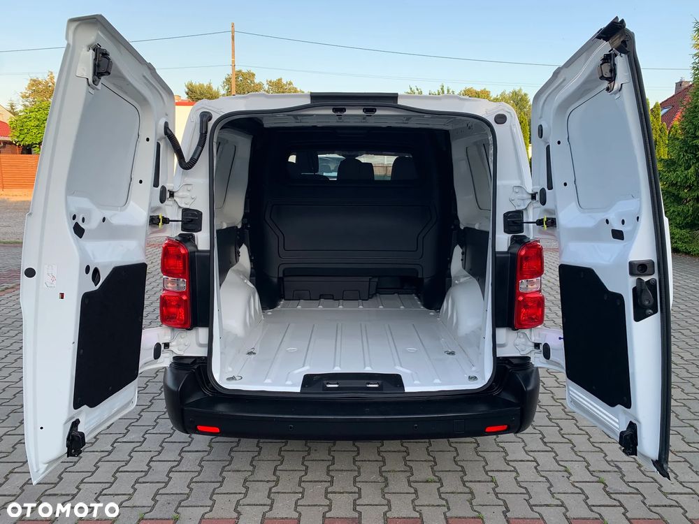 Toyota ProAce 2,0 D-4D Long 3.0t Brygadówka - 11