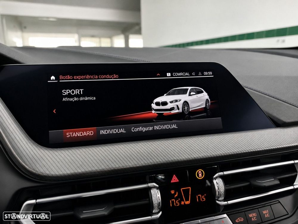 BMW 116 d Pack Desportivo M Auto — fotografia 30