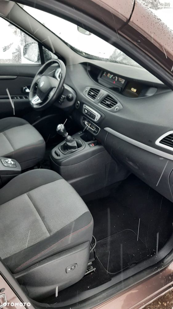 Renault Scenic dCi 110 Expression - 15