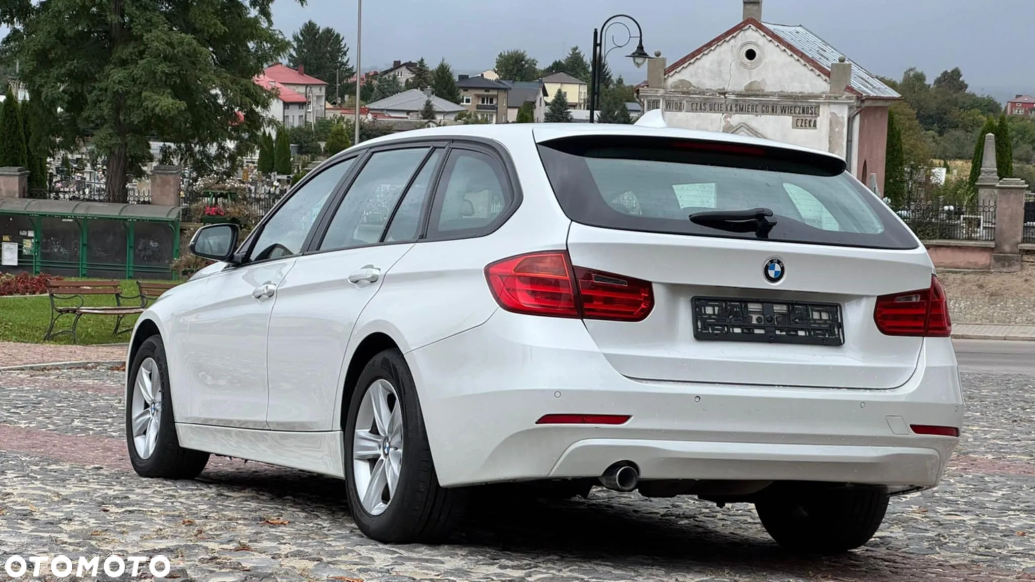 BMW Seria 3 316d - 16