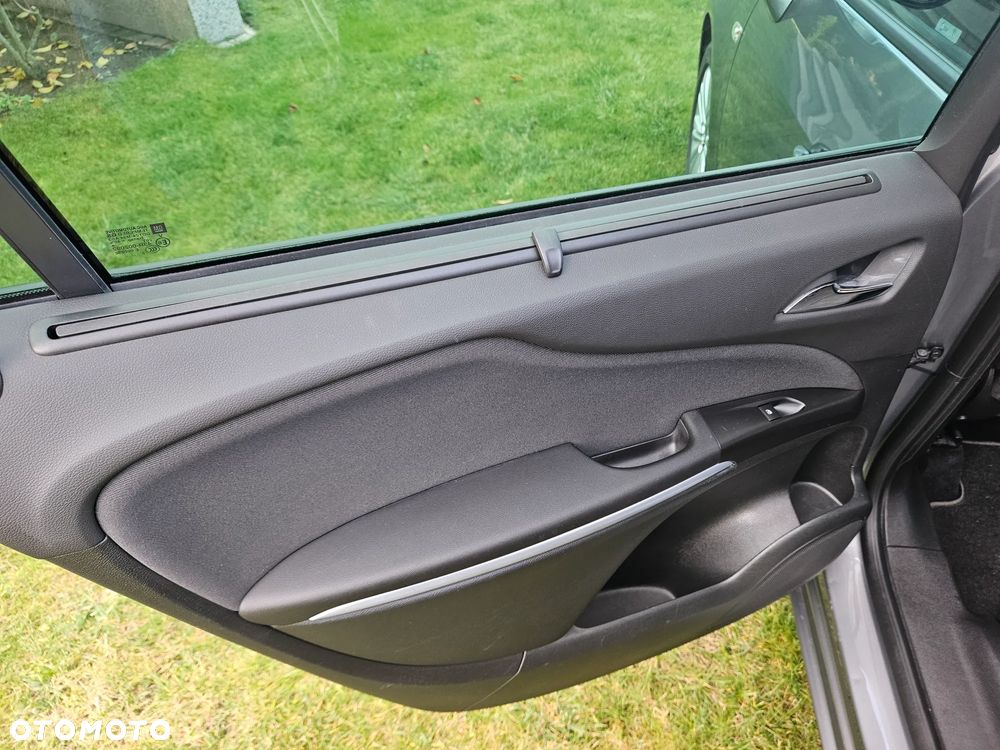 Opel Zafira 1.6 CDTI Elite S&S - 29