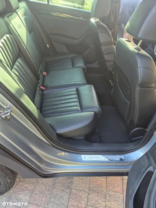 Skoda Superb 2.0 TSI 4x4 L&K DSG - 8