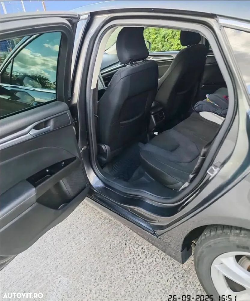 Ford Mondeo 2.0 TDCI Titanium - 9