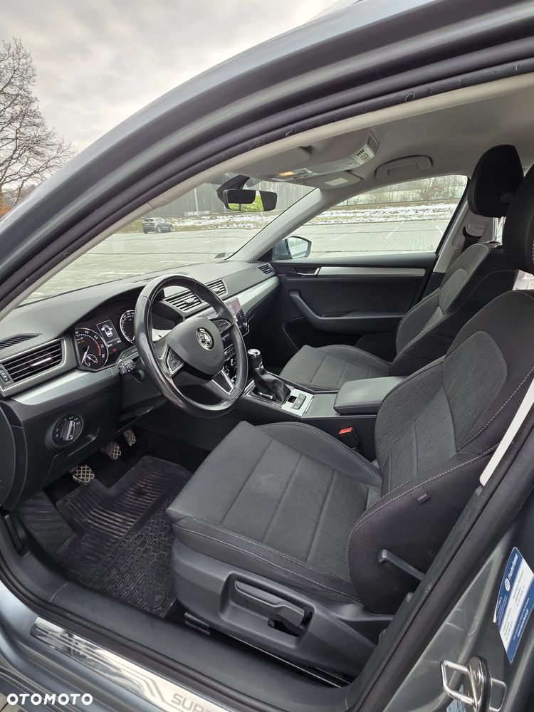 Skoda Superb 1.8 TSI Ambition - 16