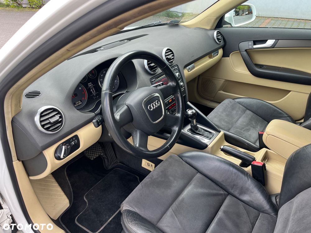 Audi A3 Sportback - 6