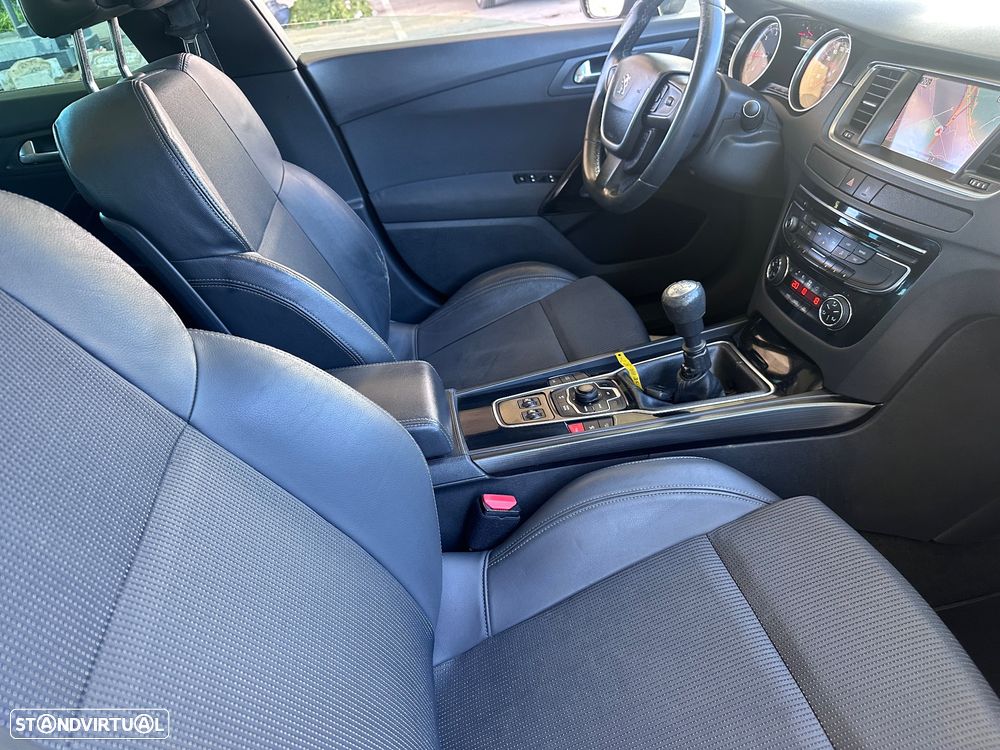 Peugeot 508 SW 2.0 HDi Allure - 24