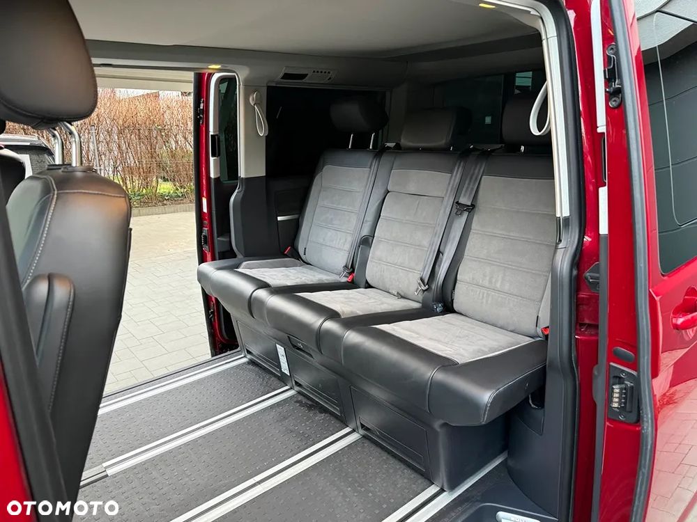 Volkswagen Multivan 2.0 TDI L1 Highline DSG - 11