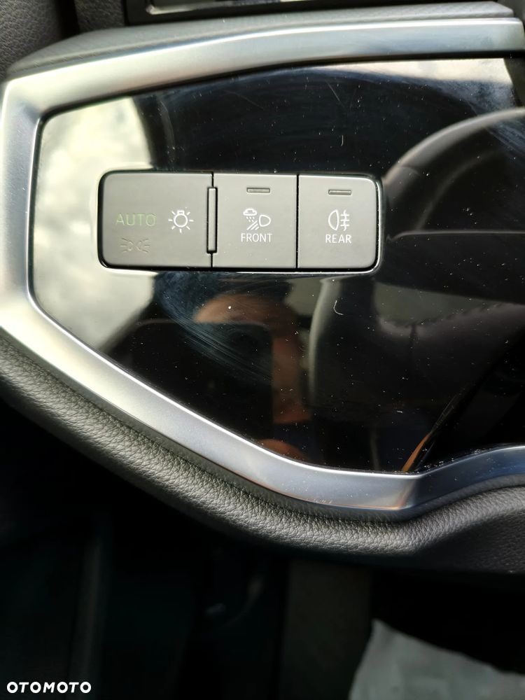 Audi Q3 35 TFSI S tronic - 17