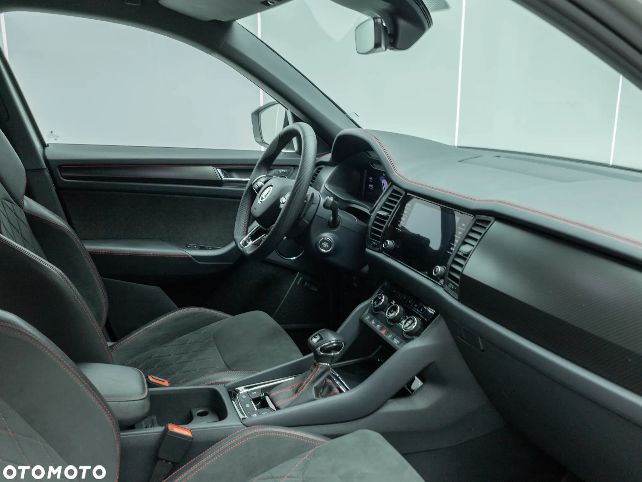 Skoda Kodiaq 2.0 TSI 4x4 DSG RS - 34