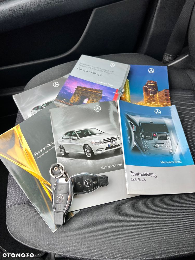 Mercedes-Benz Klasa C 200 T CDI DPF Automatik BlueEFFICIENCY - 22