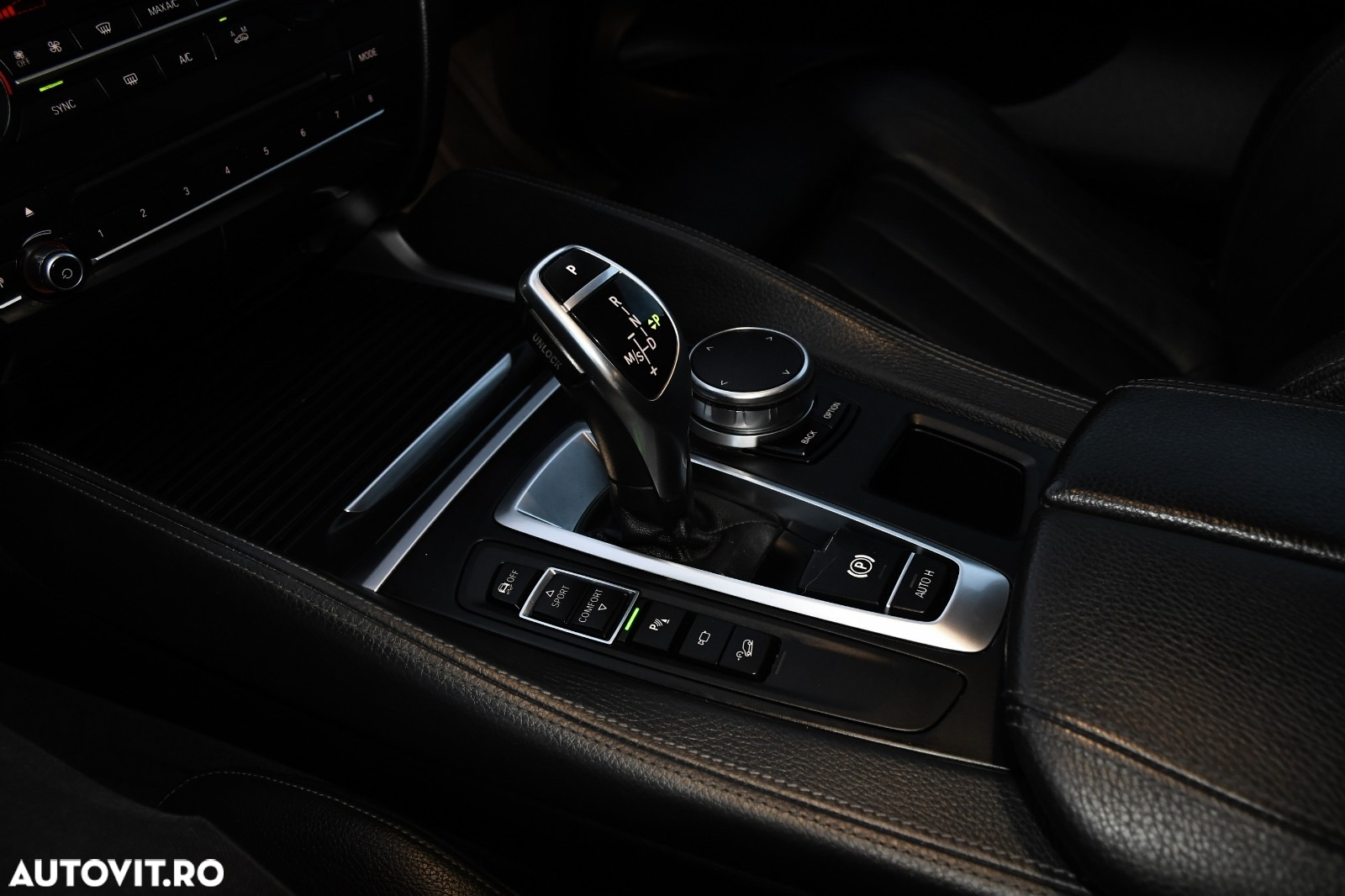 BMW X6 xDrive30d - 16