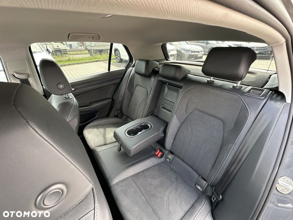 Volkswagen Golf - 17