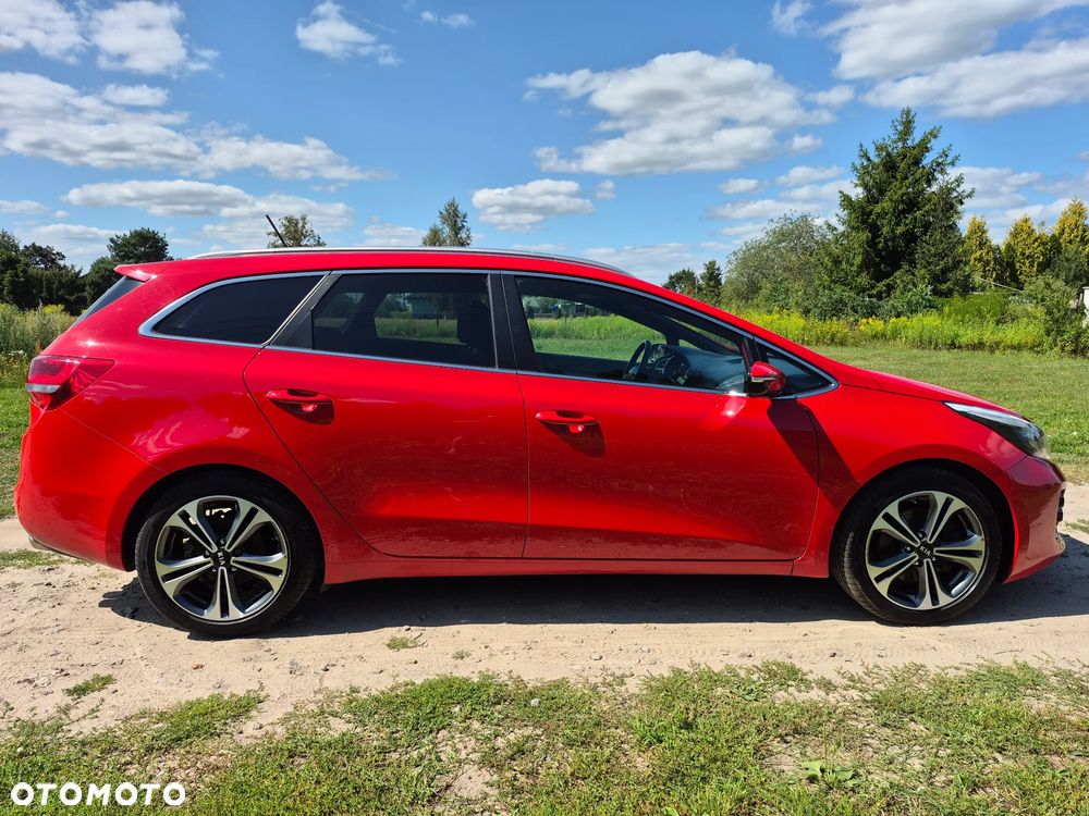 Kia Ceed 1.6 CRDi 136 ISG GT Line - 4