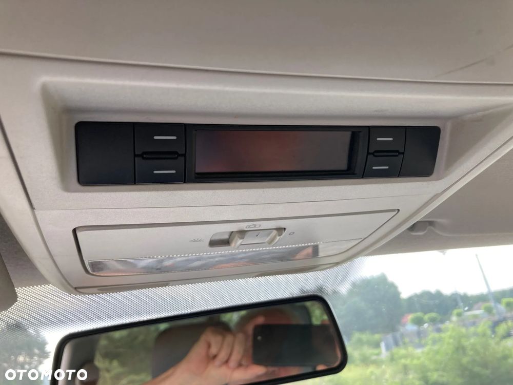 Volkswagen Transporter - 8