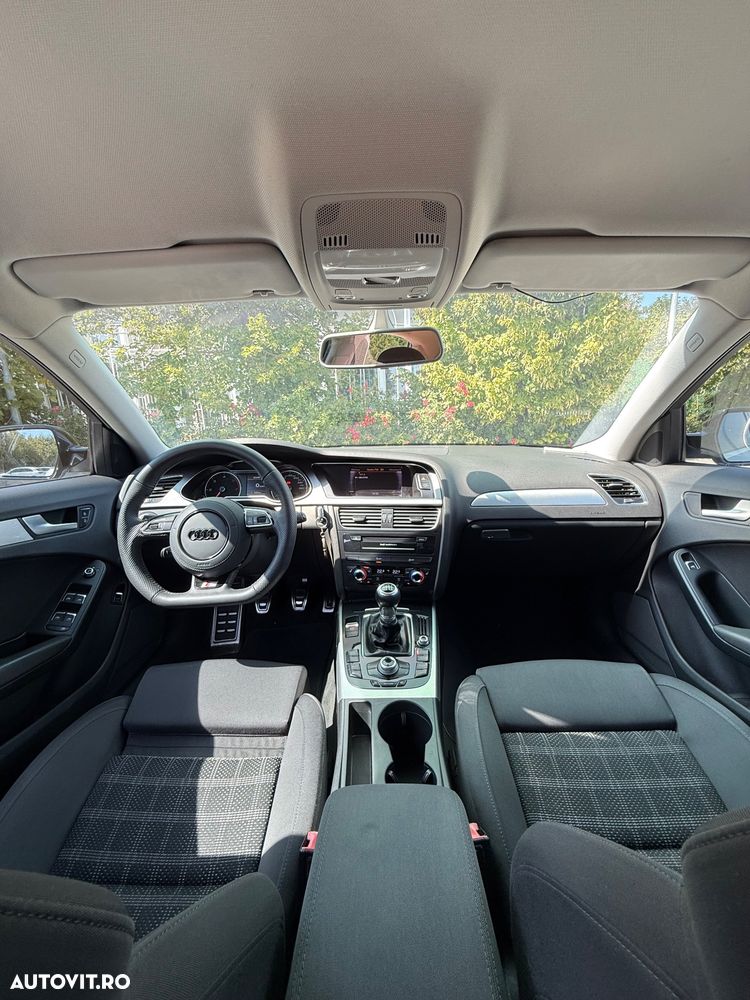 Audi A4 Limuzina 2.0 TDI - 10