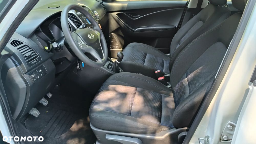 Hyundai ix20 1.6 Trend - 21