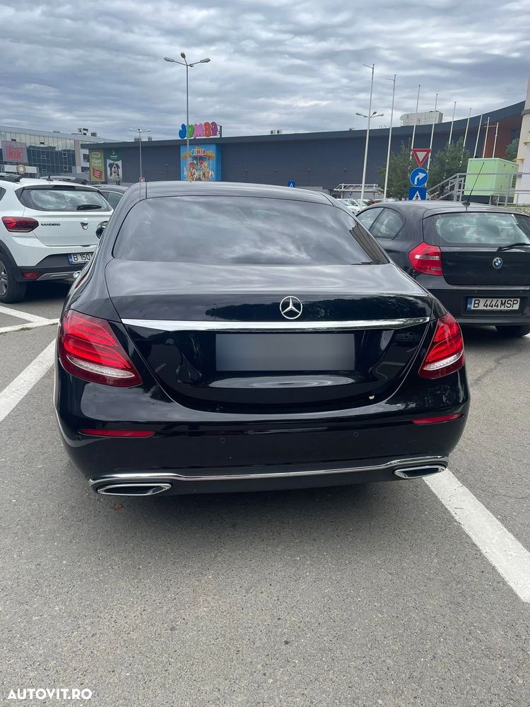 Mercedes-Benz E 300 d Aut. - 3
