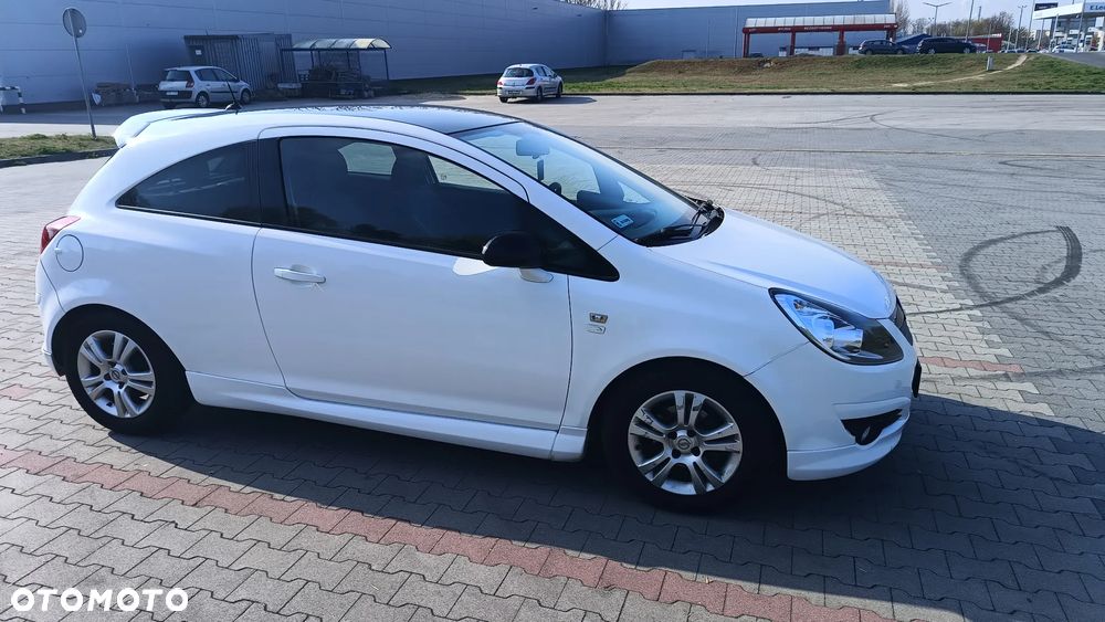 Opel Corsa 1.4 16V Limited Edition - 3