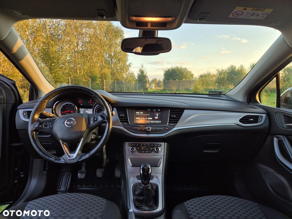 Opel Astra - 12