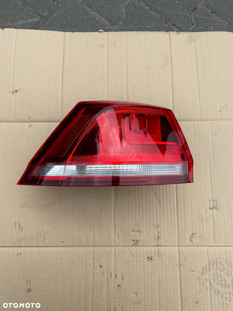 Volkswagen golf VII kombi lampa lewy tył 5G9945095C lewa tylna - 1