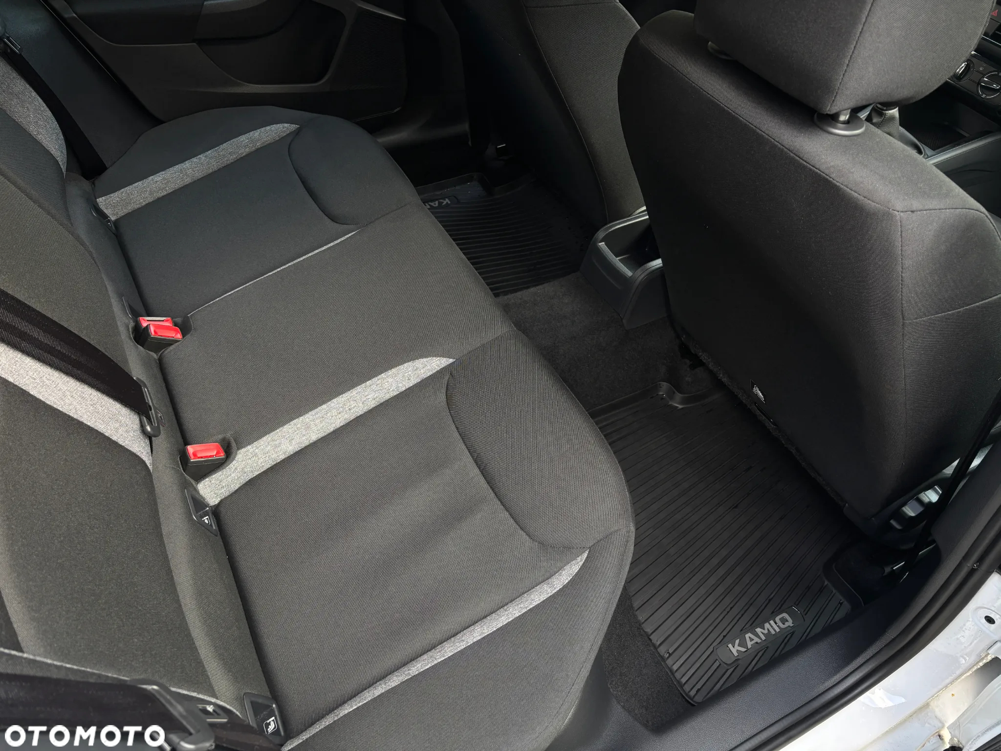 Skoda Kamiq 1.0 TSI Essence - 25