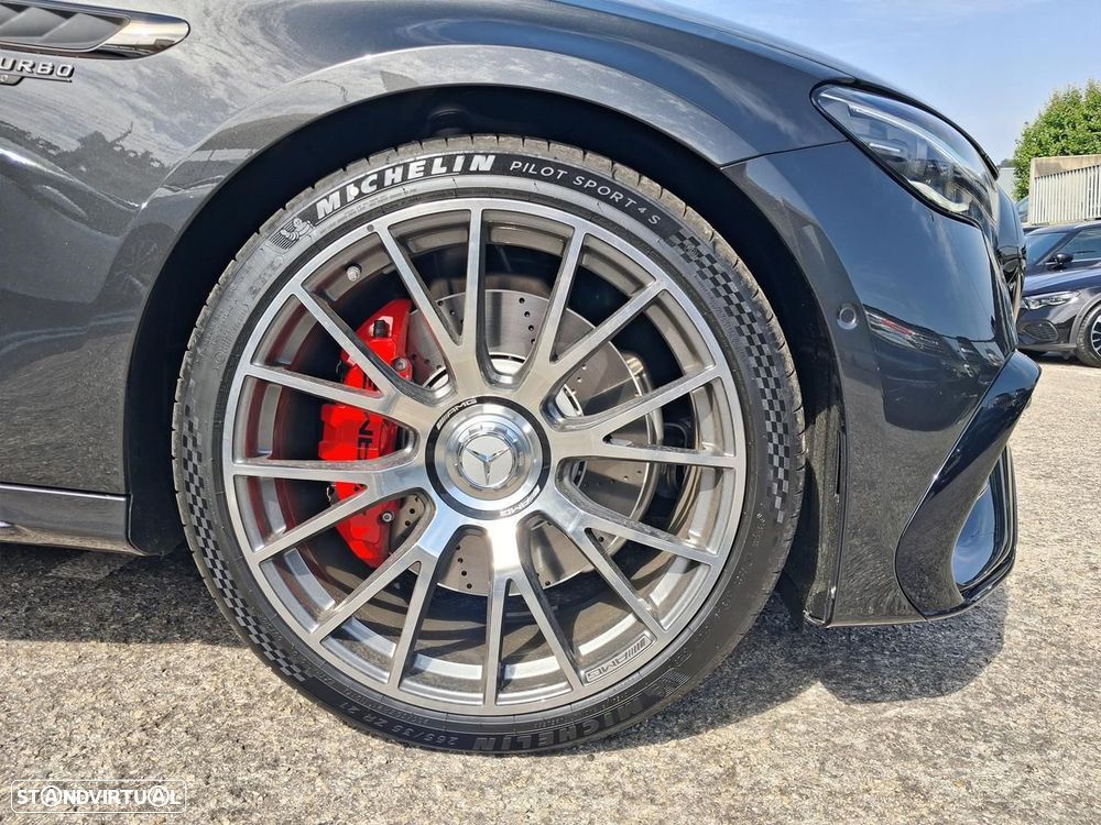 Mercedes-Benz E 53 AMG Hybrid 4Matic+ - 5