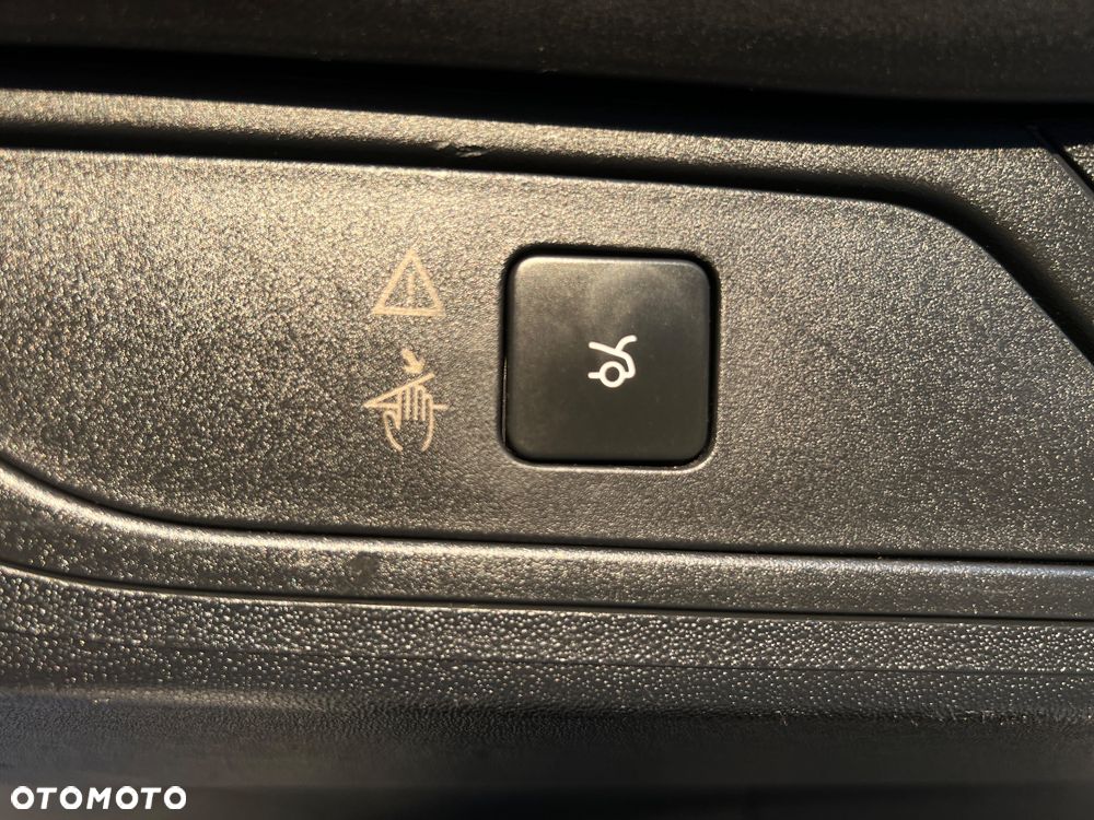 Citroën C4 Grand Picasso BlueHDi 150 EAT6 Exclusive - 22