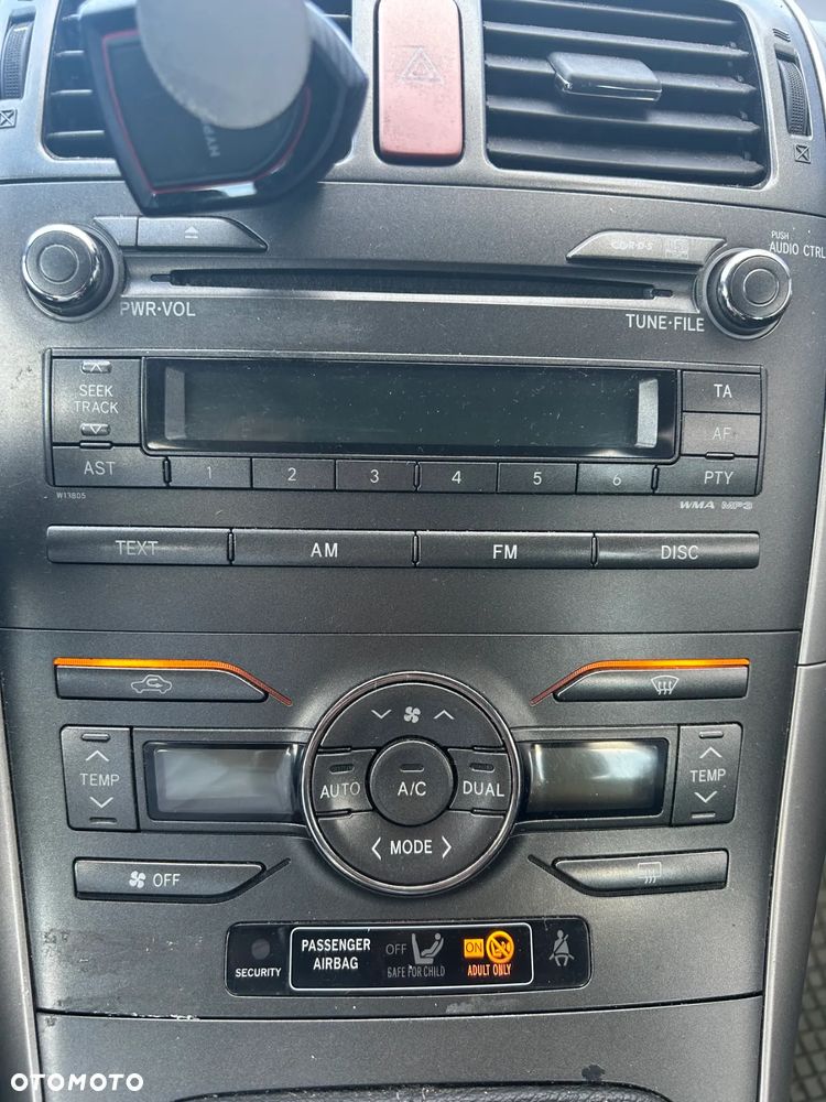 Toyota Auris 1.6 VVT-i Sol - 3