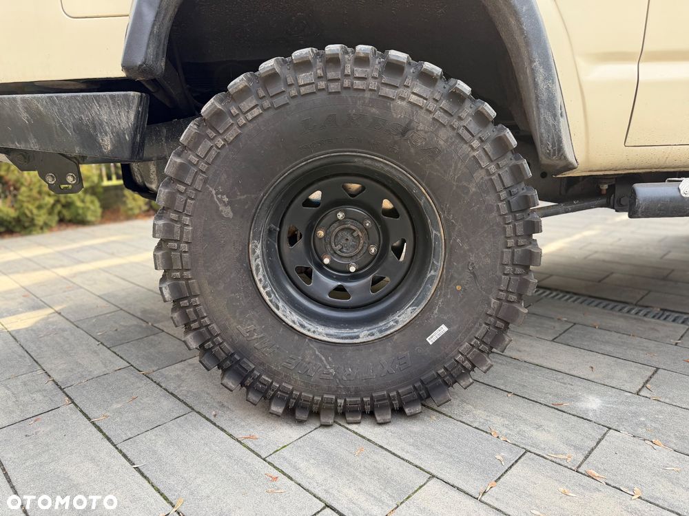 Nissan Patrol 2.8 TD SWB SLX - 17