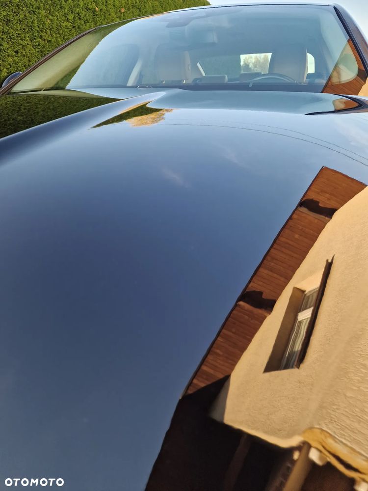 Jaguar XE - 8