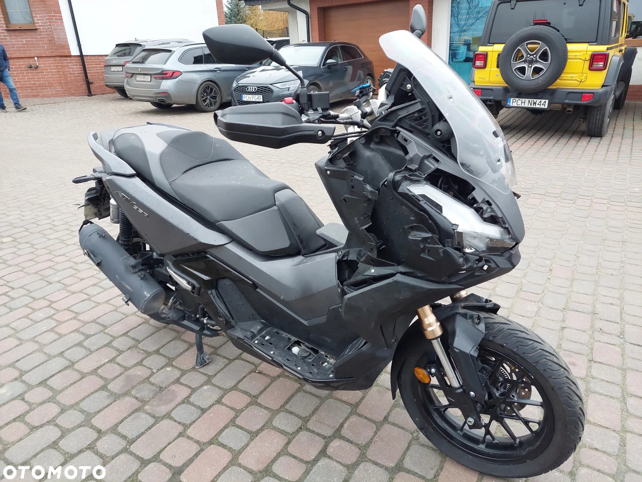 Honda ADV350 - 9