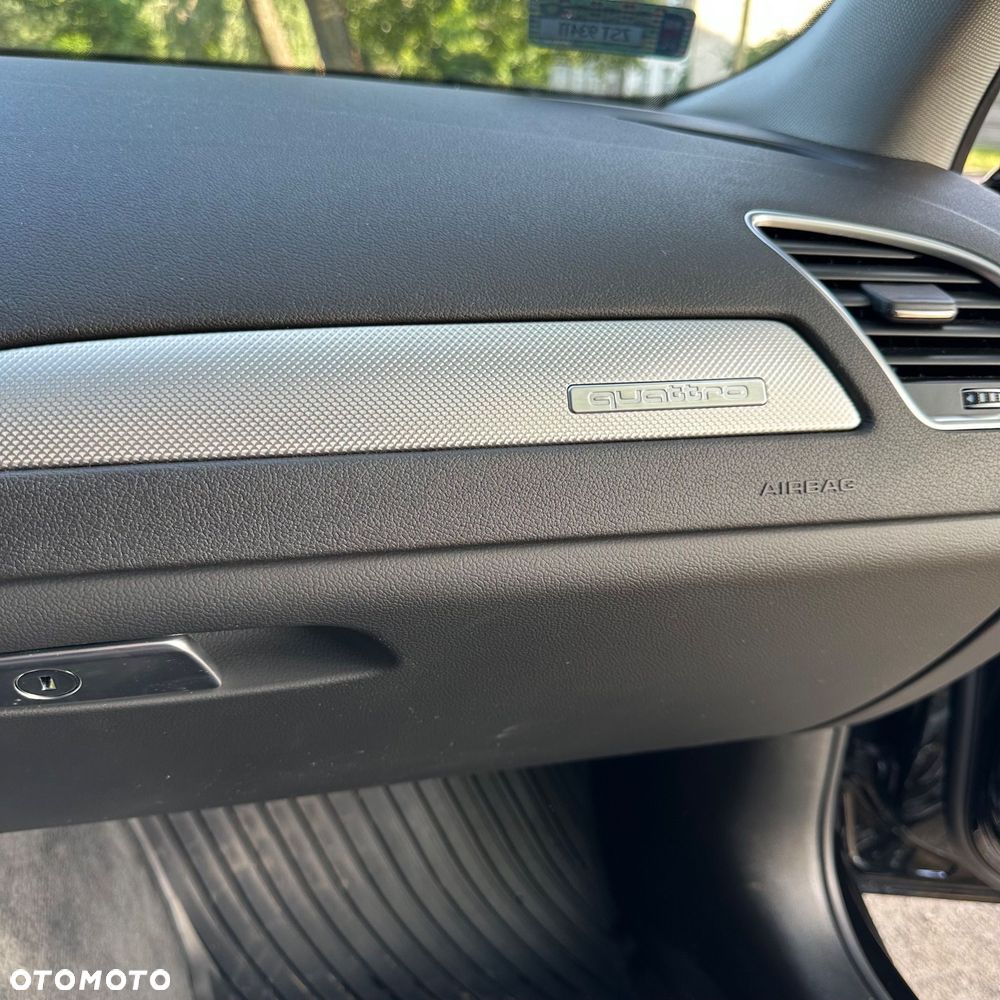 Audi A4 Avant 2.0 TDI DPF clean diesel quattro S tronic S line Sportpaket - 32