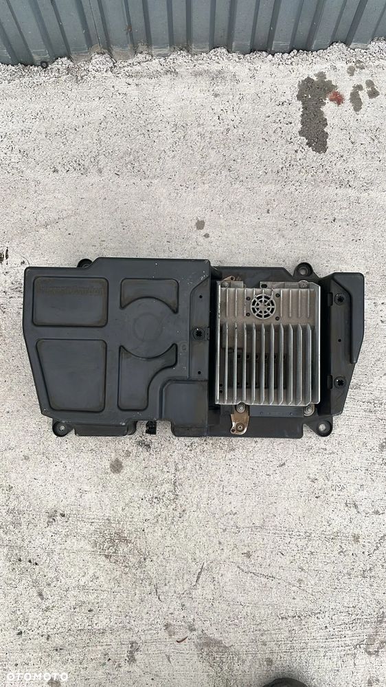 WZMACNIACZ GŁOŚNIK HARMAN KARDON MERCEDES A2468200002 - 2