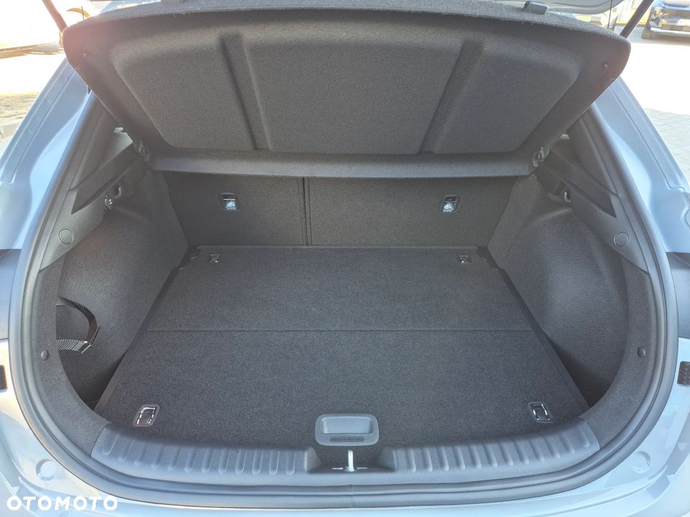 Kia XCeed 1.6 T-GDI Tribute DCT - 14