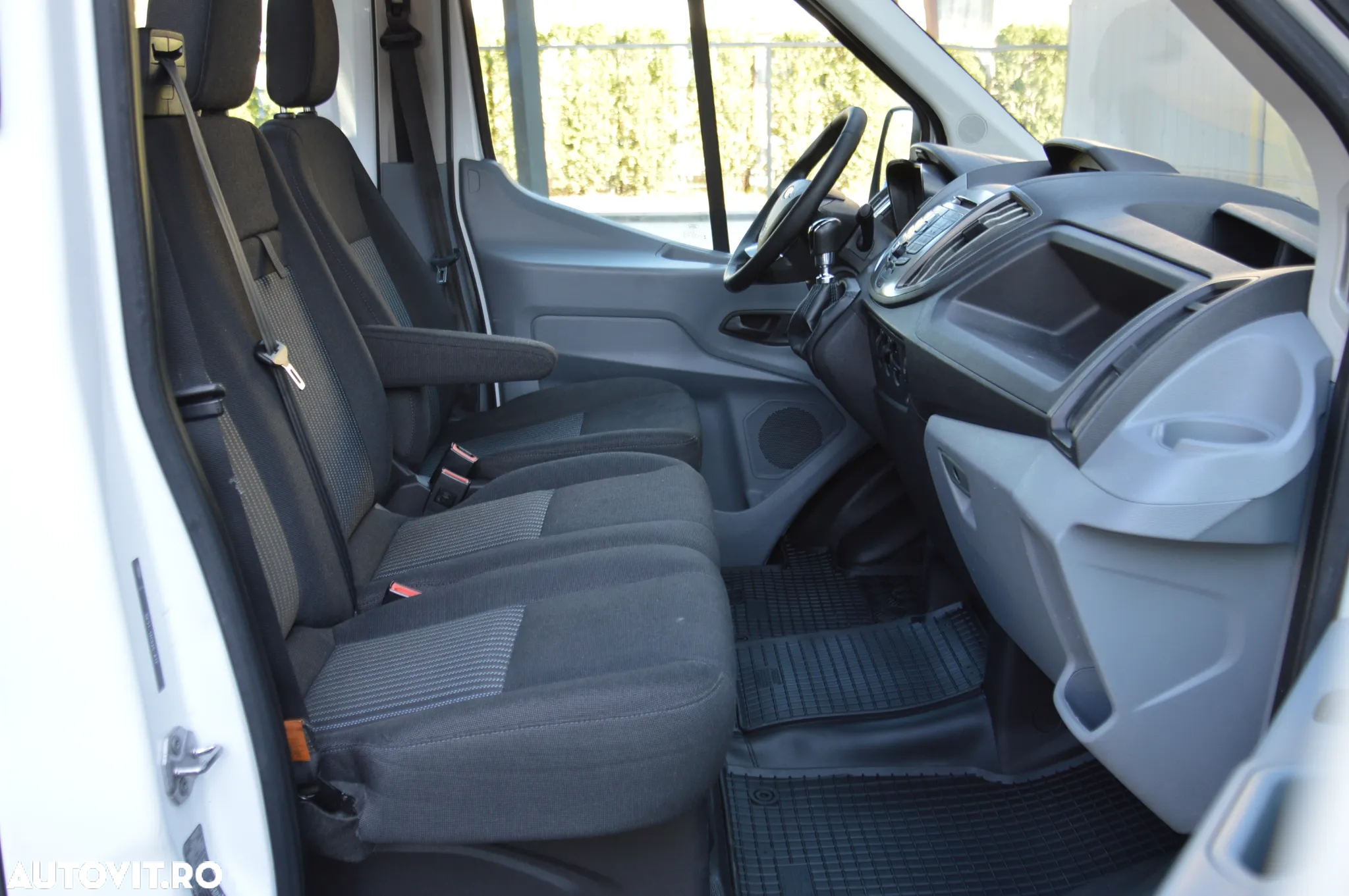 Ford Transit 2.0TDCI L3H3 7 Locuri - 11