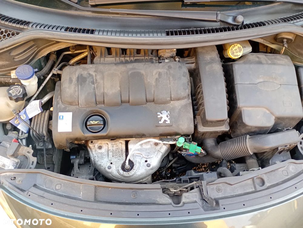 Peugeot 207 1.4 16V Trendy - 13