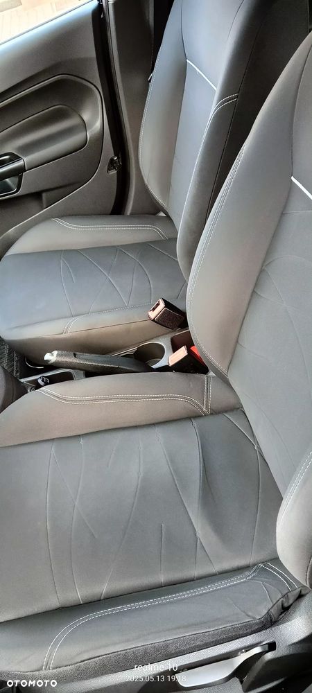 Ford Fiesta 1.0 Ambiente - 9