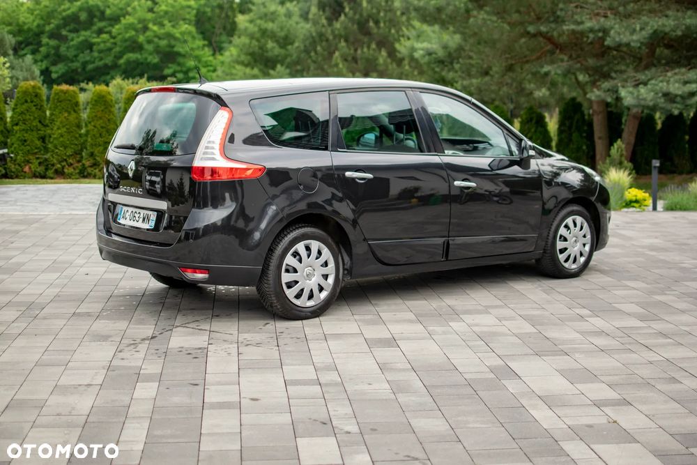 Renault Grand Scenic - 23