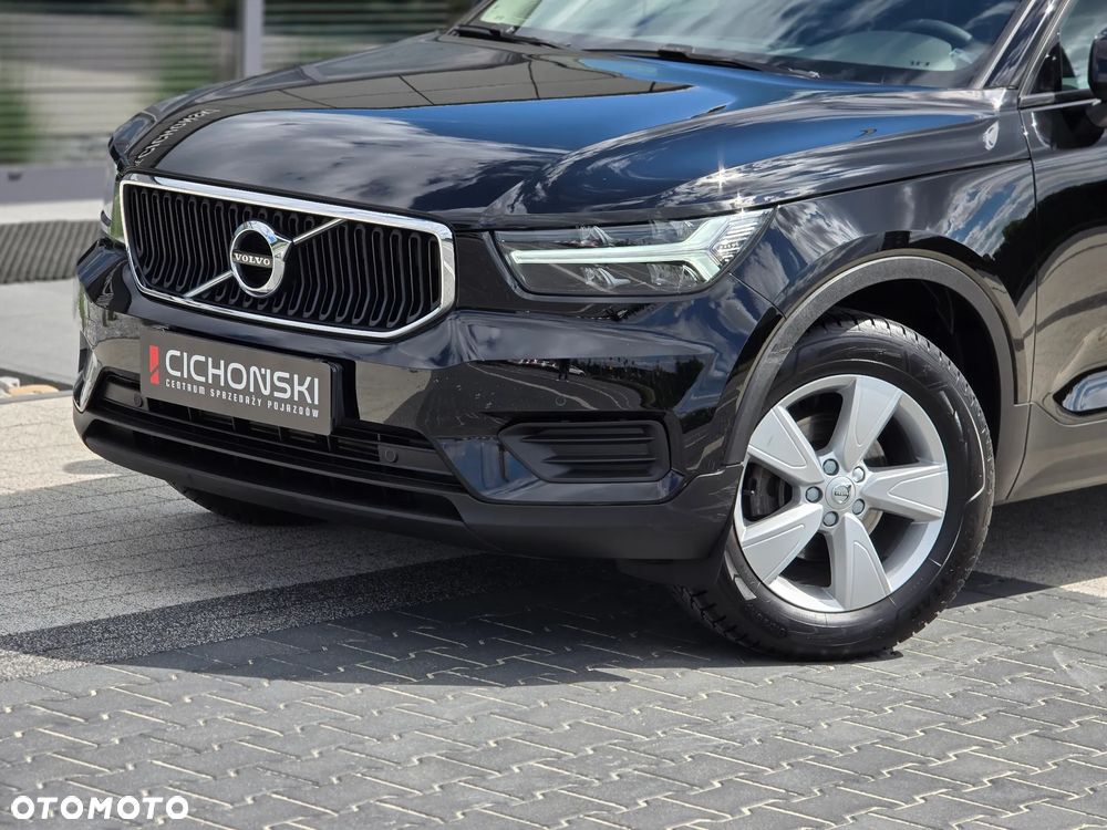 Volvo XC 40 T3 Momentum Pro - 28