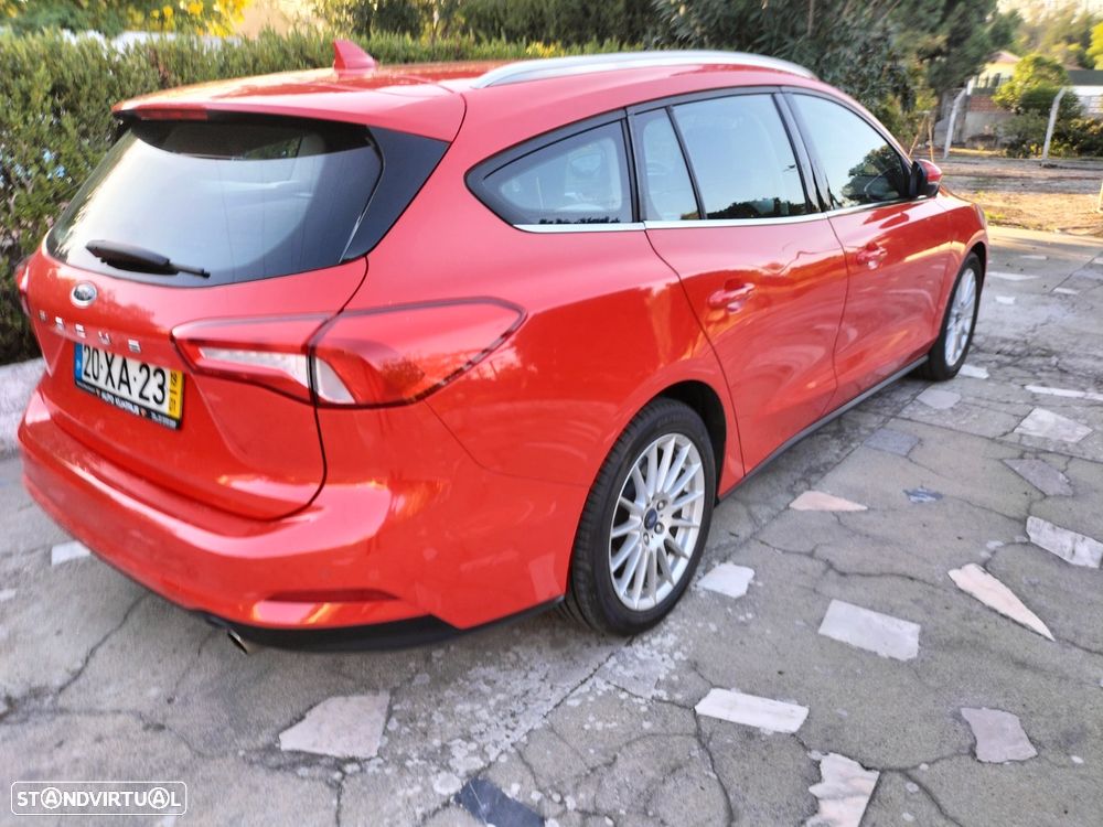 Ford Focus SW - 9