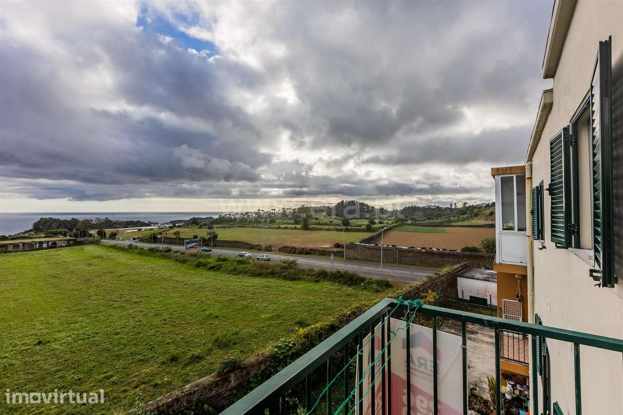 Apartamento T2 / Ponta Delgada, Rosto do Cão (São Roque) - Grande imagem: 4/9