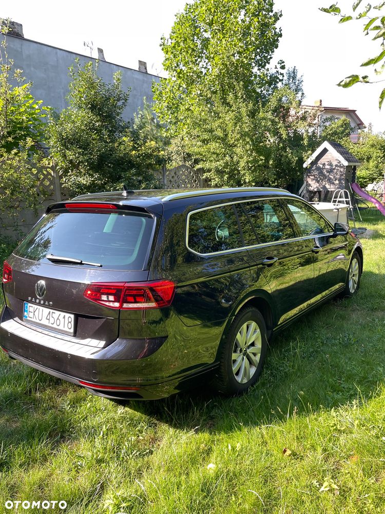 Volkswagen Passat 2.0 TDI EVO Elegance DSG - 5