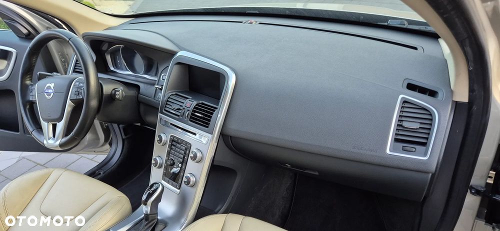 Volvo XC 60 - 28