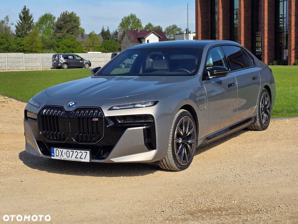 BMW Seria 7 M760e PHEV xDrive sport - 7