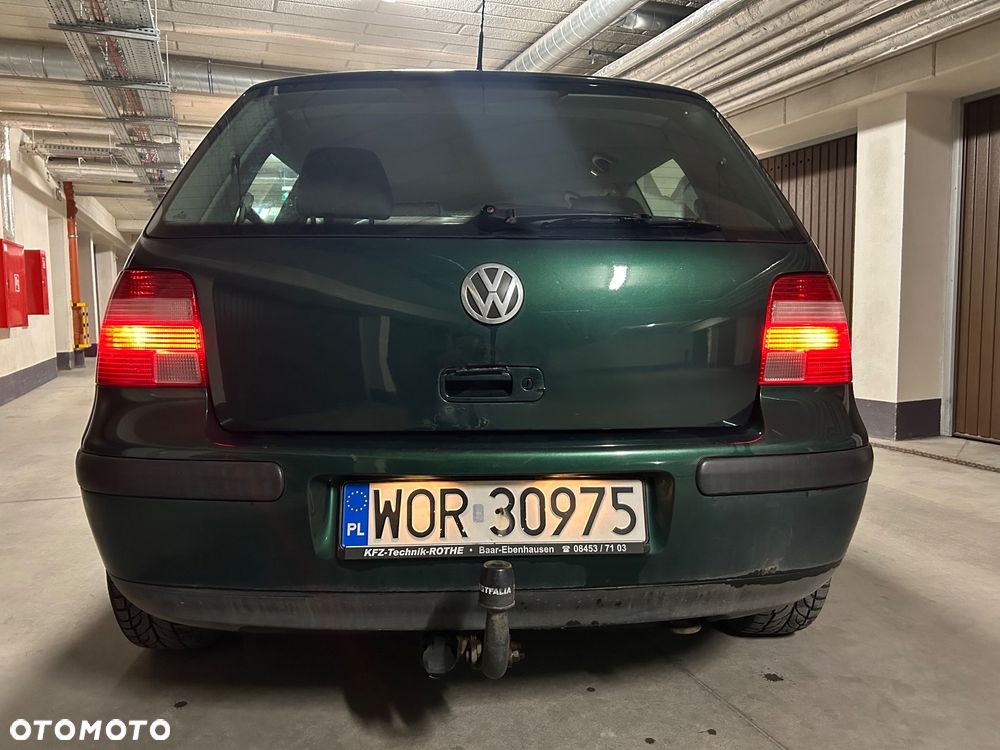 Volkswagen Golf 1.9 TDI Basis - 2
