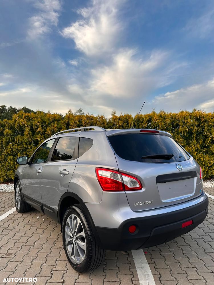 Nissan Qashqai 1.6 DCI TEKNA+ - 4