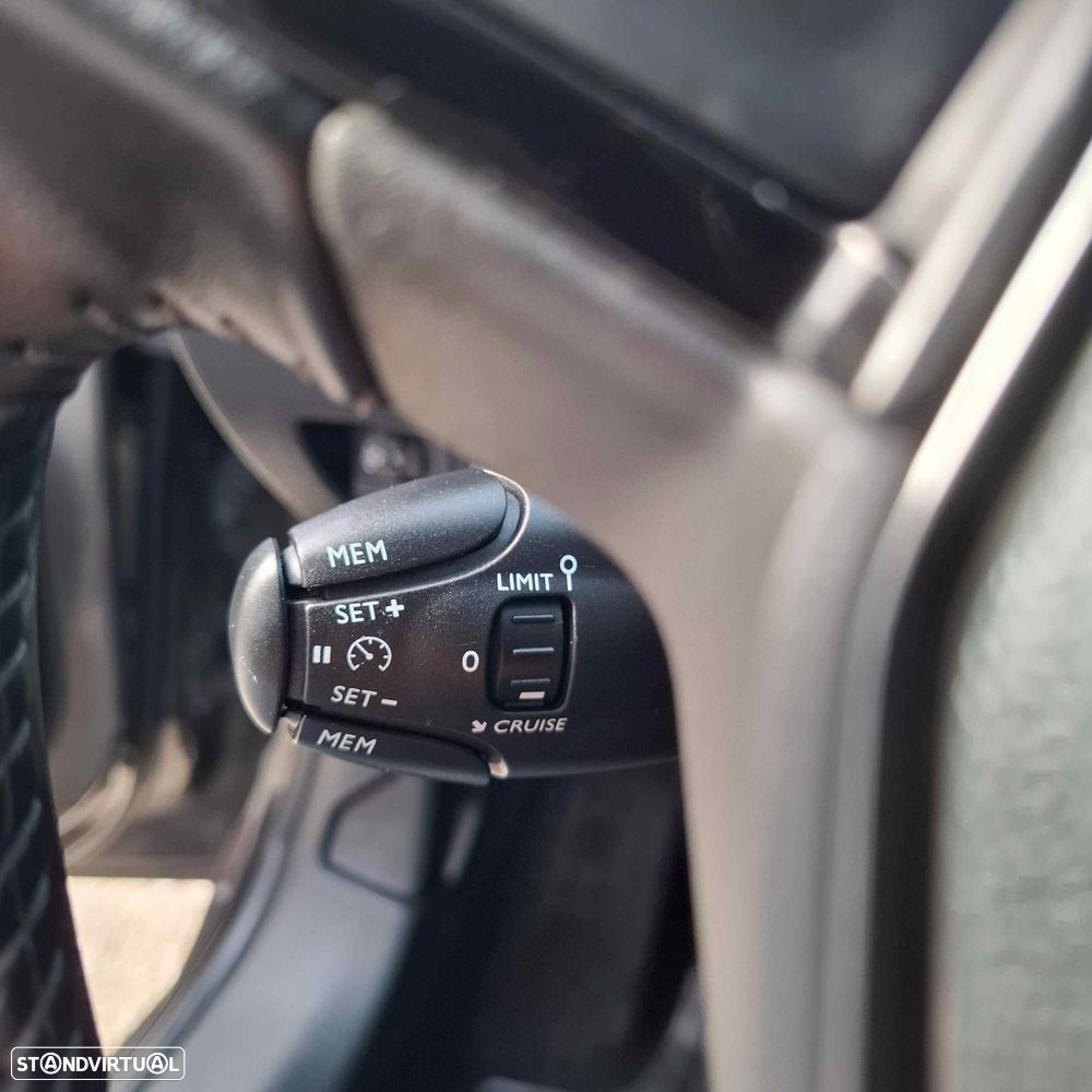 Peugeot 208 1.5 BlueHDi Allure - 9